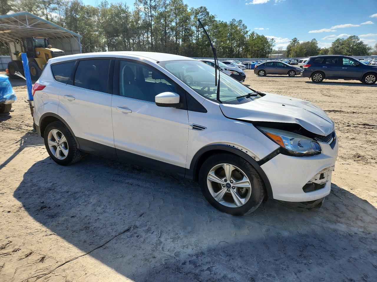 2016 FORD ESCAPE SE photo 4