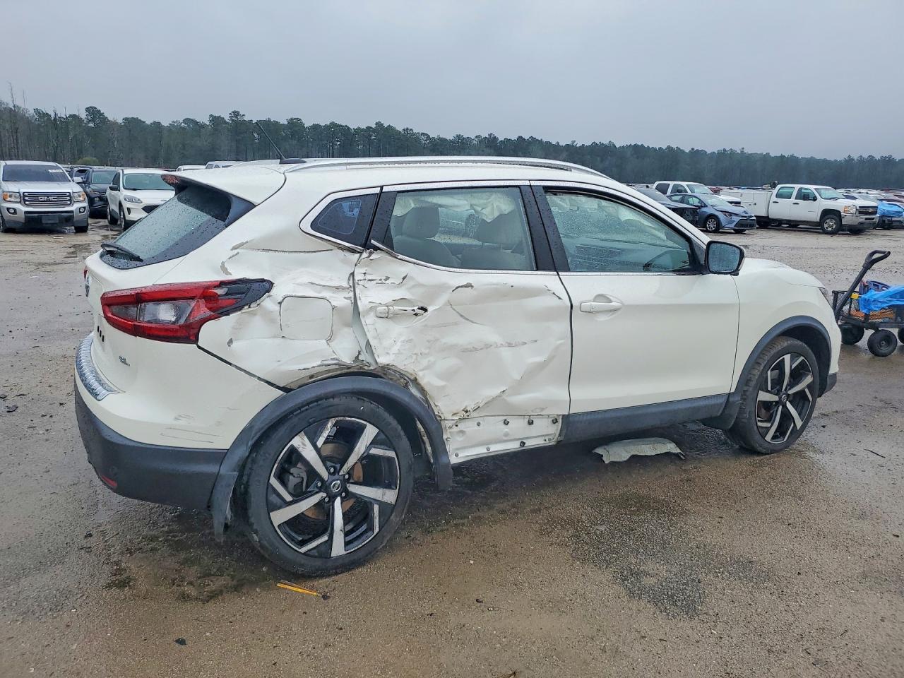 2020 NISSAN ROGUE photo 5