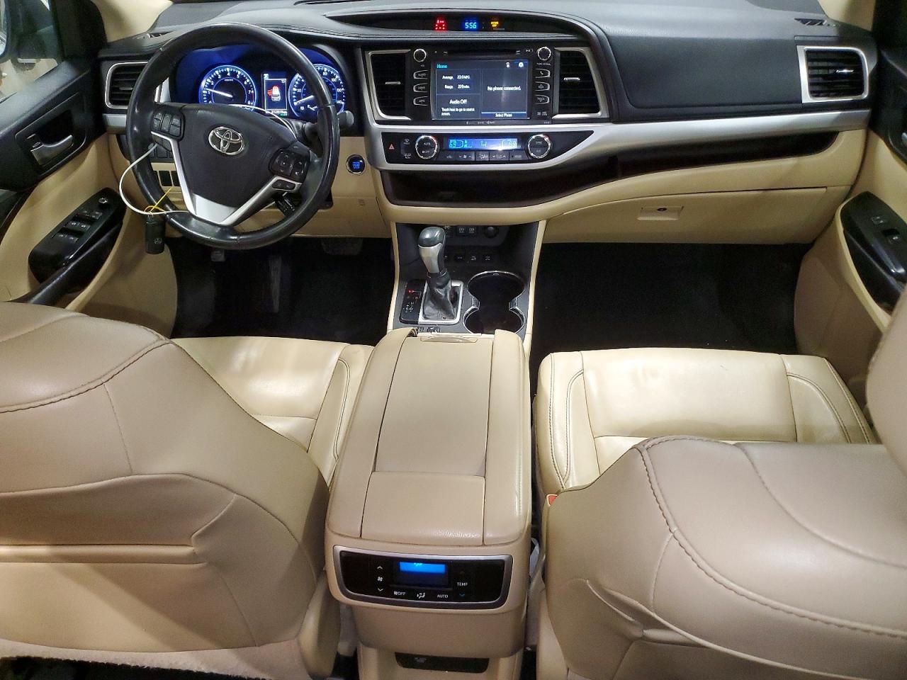 2017 TOYOTA HIGHLANDER XLE photo 15