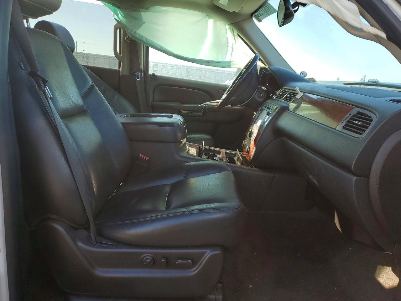 2013 CHEVROLET TAHOE K1500 LTZ photo 7