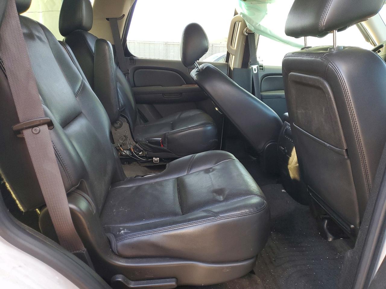 2013 CHEVROLET TAHOE K1500 LTZ photo 11