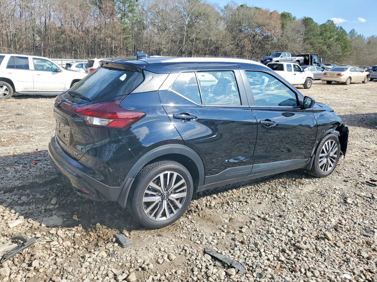 2022 NISSAN KICKS SV photo 7