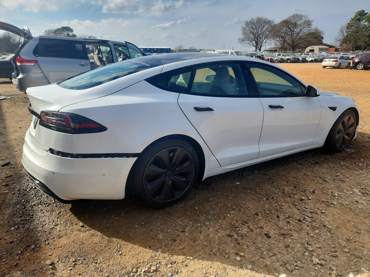 2022 TESLA MODEL S photo 5