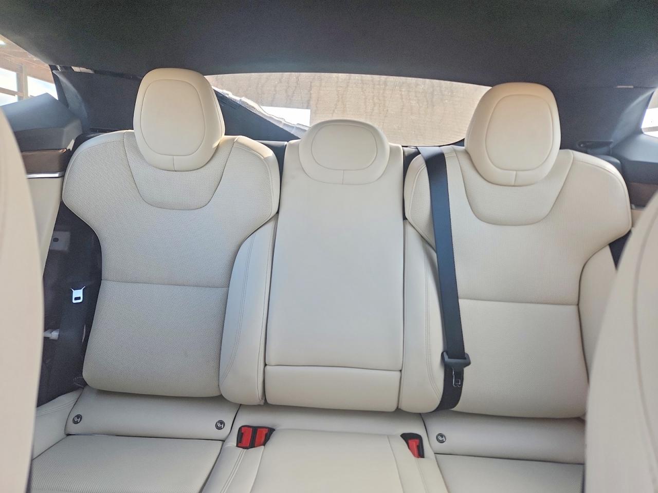 2022 TESLA MODEL S photo 19