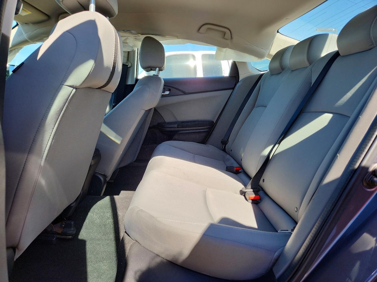 2017 HONDA CIVIC LX photo 28