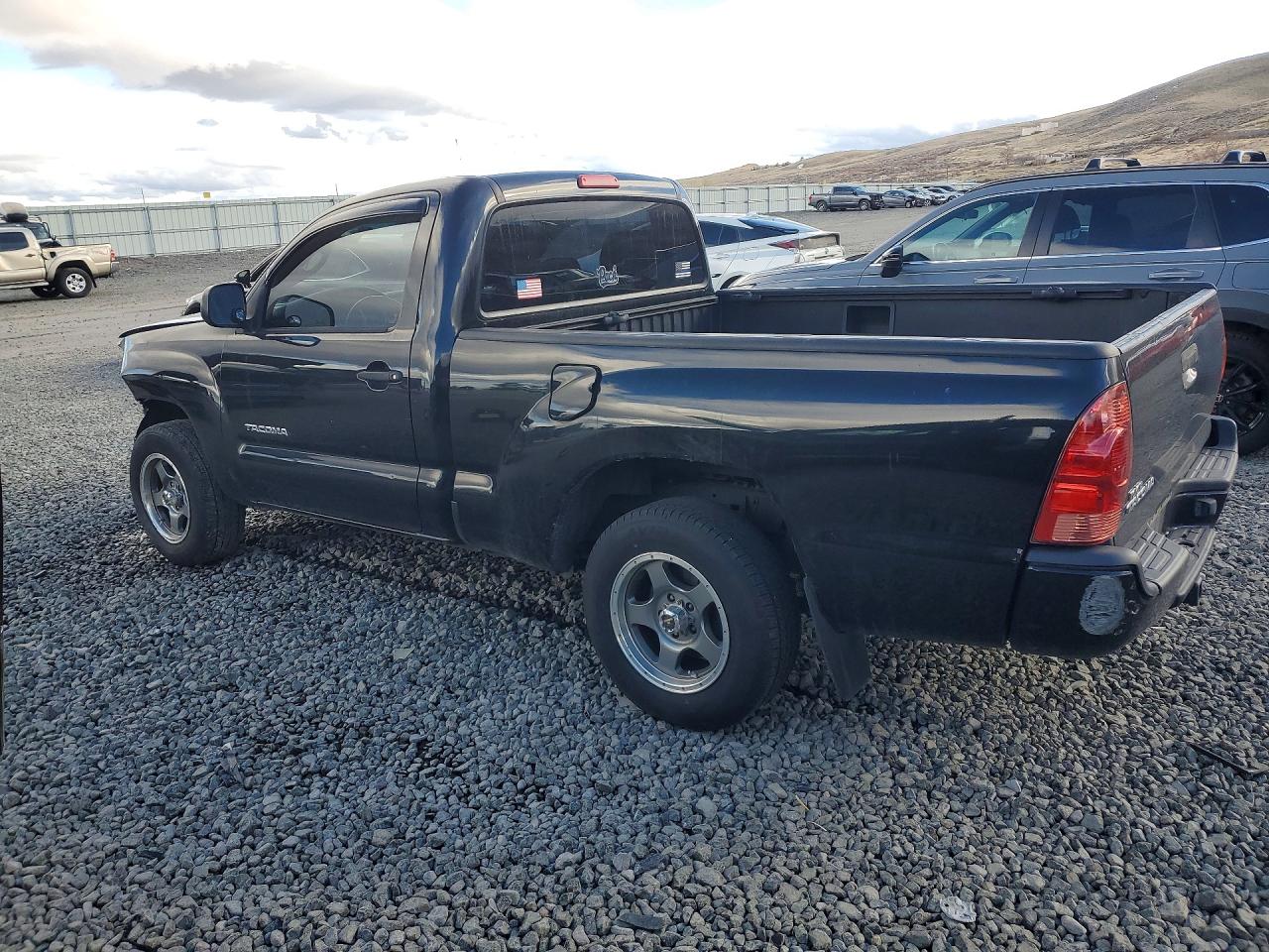 2008 TOYOTA TACOMA BASE photo 3