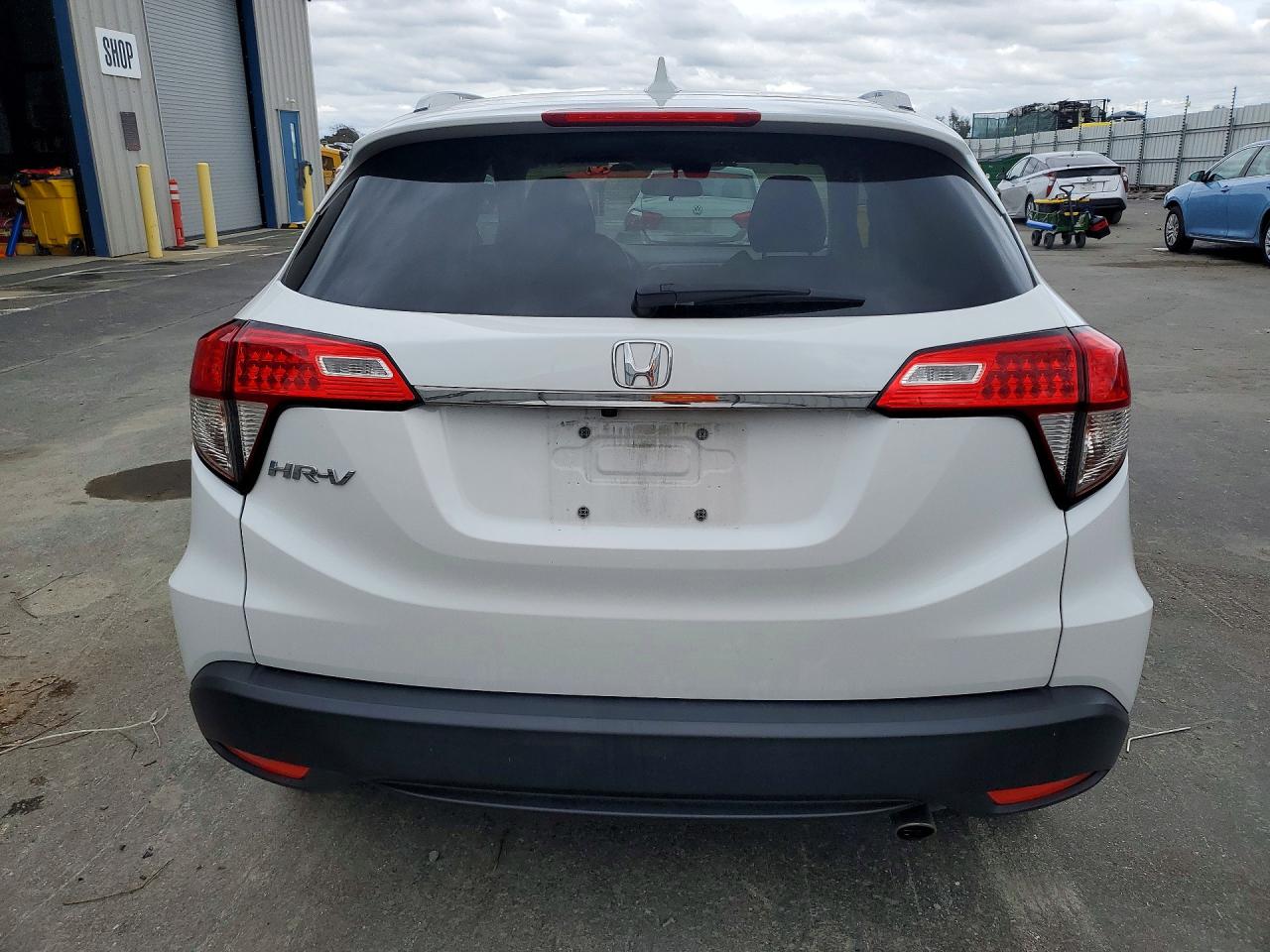 2021 HONDA HR-V EX photo 6