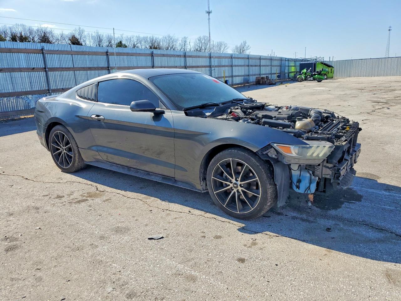 2016 FORD MUSTANG photo 7