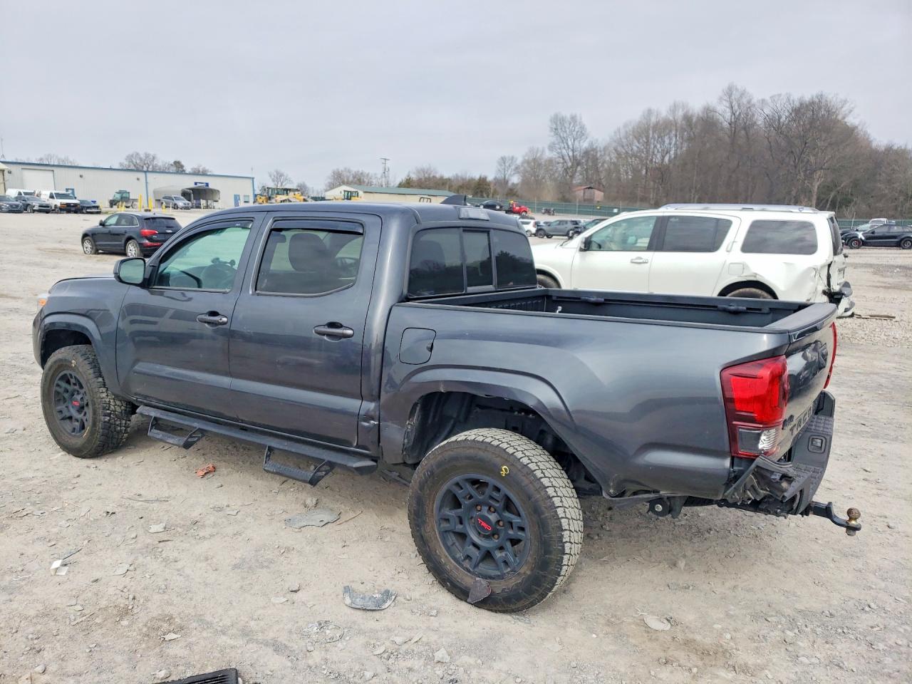 2022 TOYOTA TACOMA DOUBLE CAB photo 2