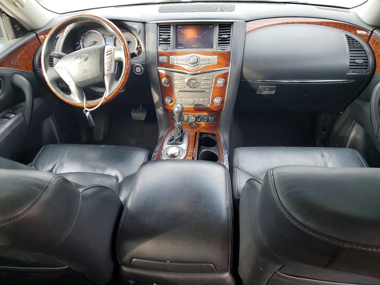 2017 INFINITI QX80 BASE photo 8