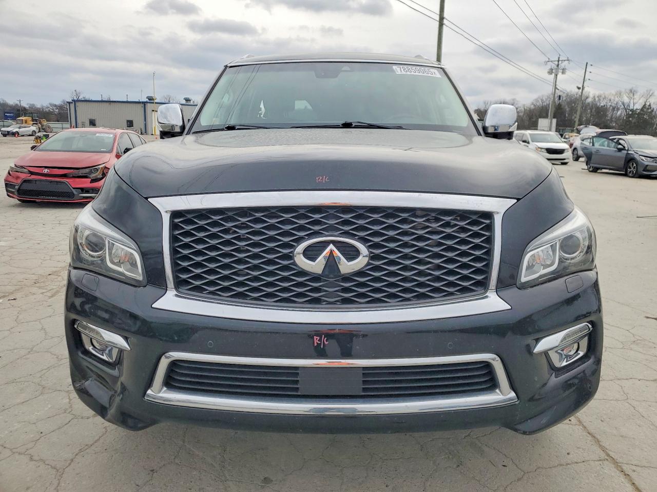 2017 INFINITI QX80 BASE photo 5