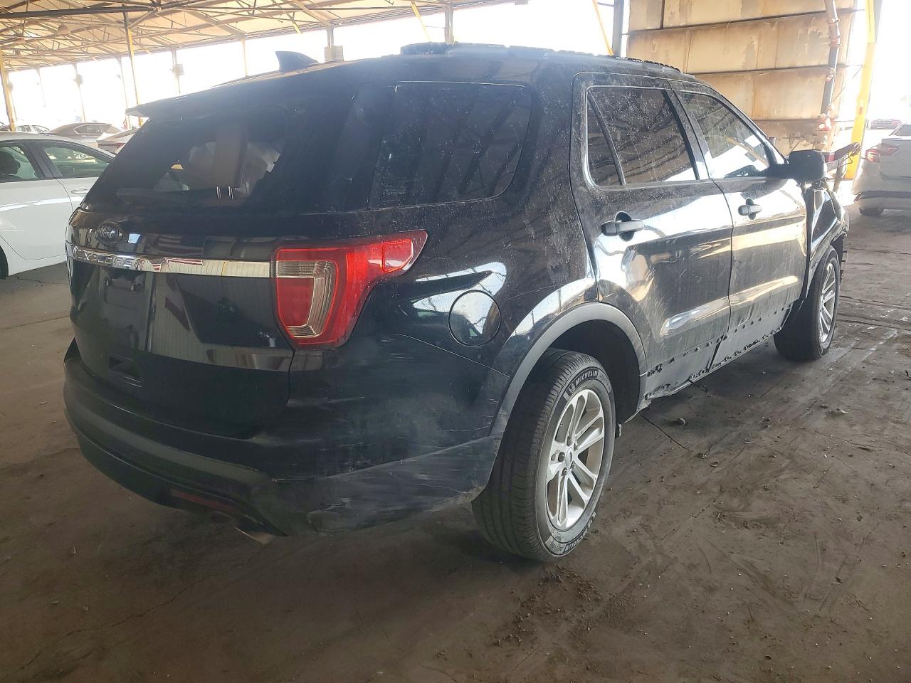2017 FORD EXPLORER photo 5