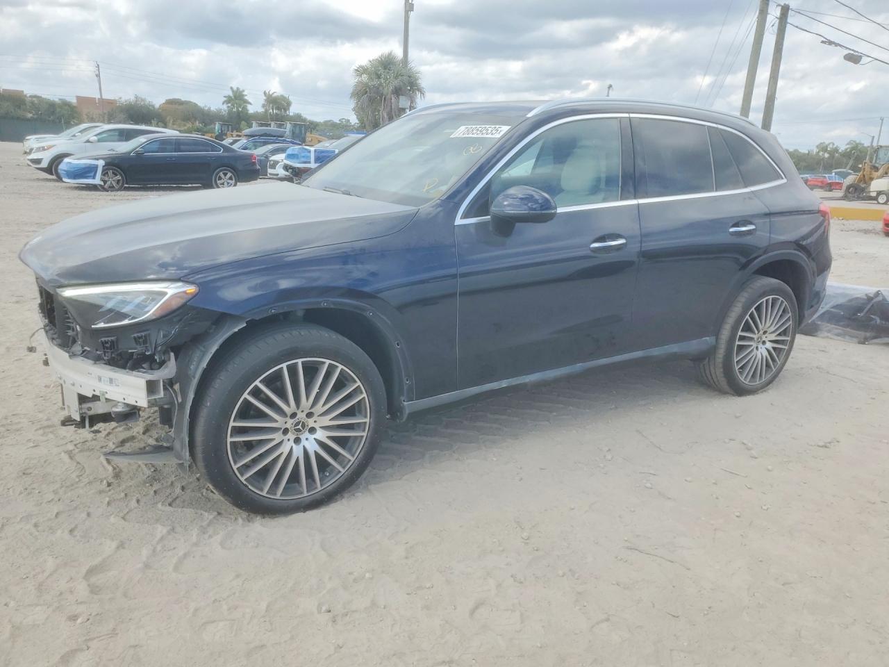 2024 MERCEDES-BENZ GLC