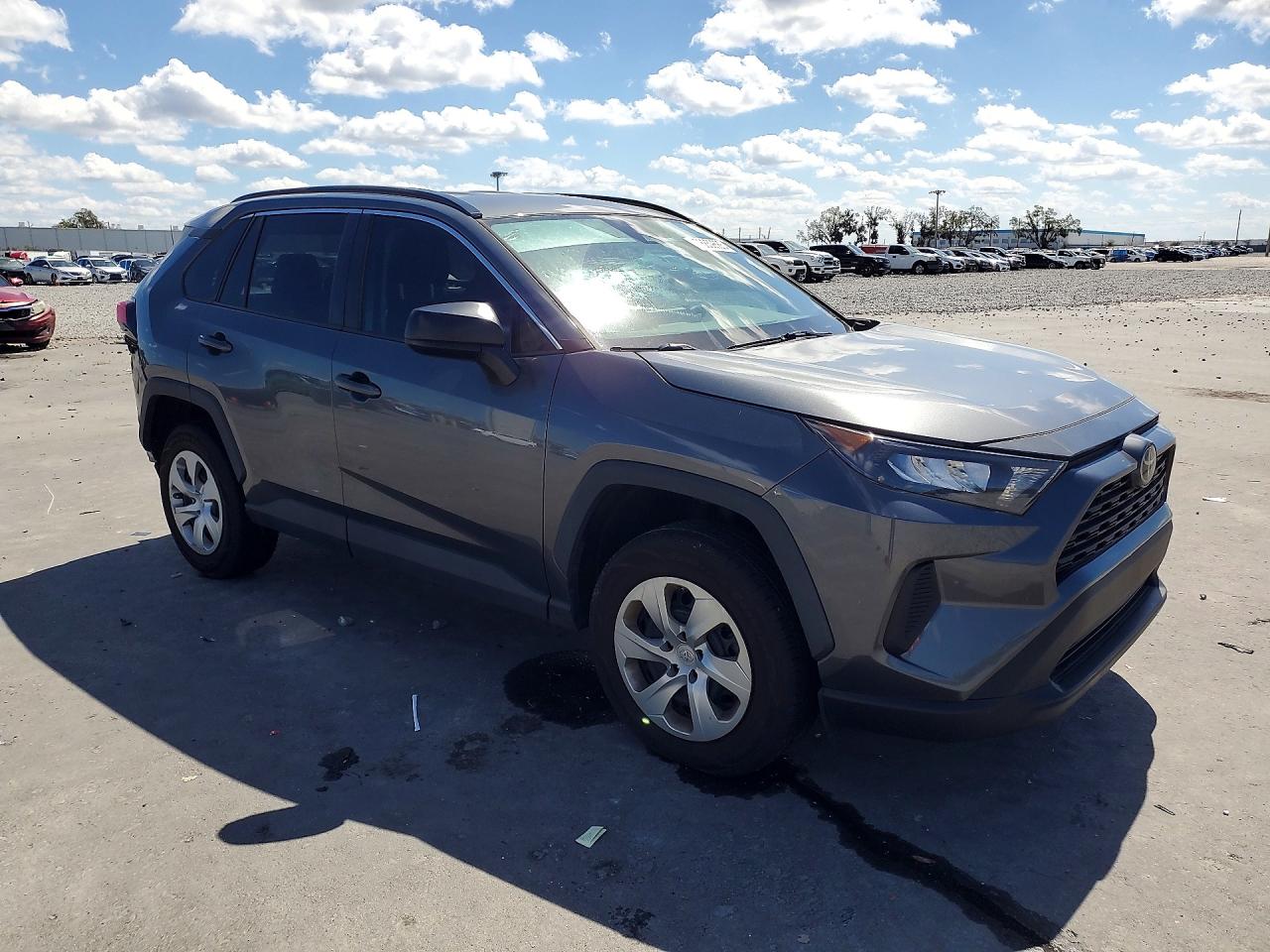 2021 TOYOTA RAV4 LE photo 10