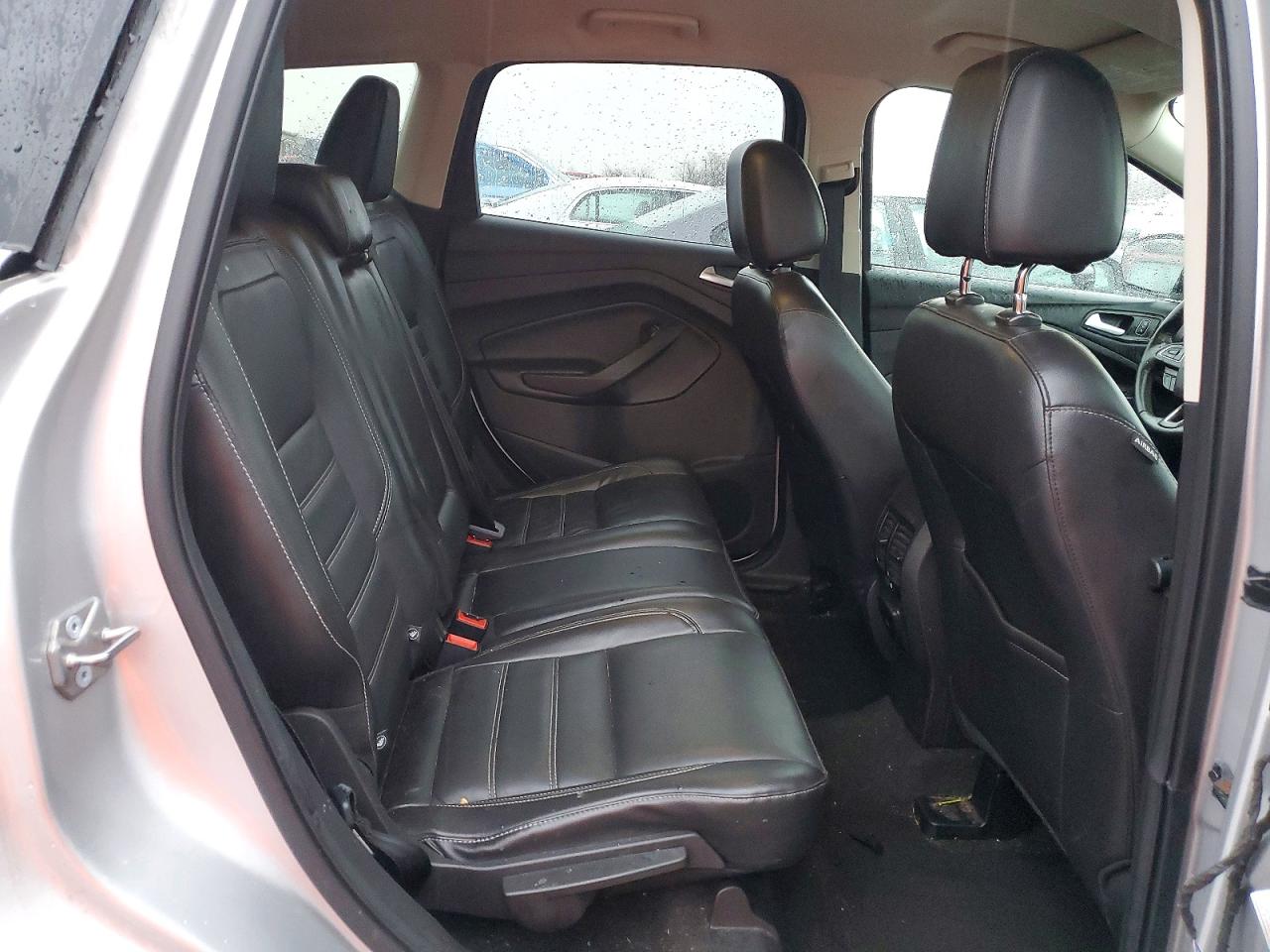 2017 FORD ESCAPE SE photo 21