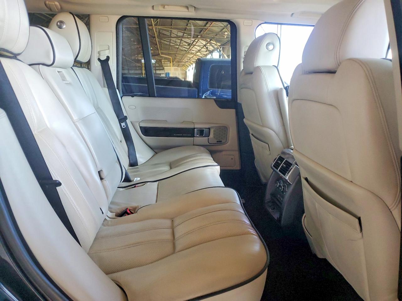 2012 LAND ROVER RANGE ROVER HSE LUXURY photo 19