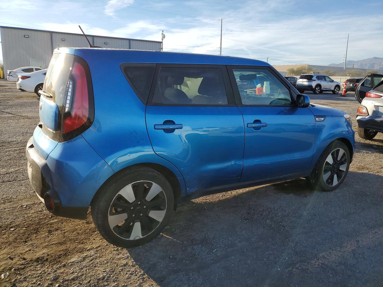 2016 KIA SOUL + photo 7