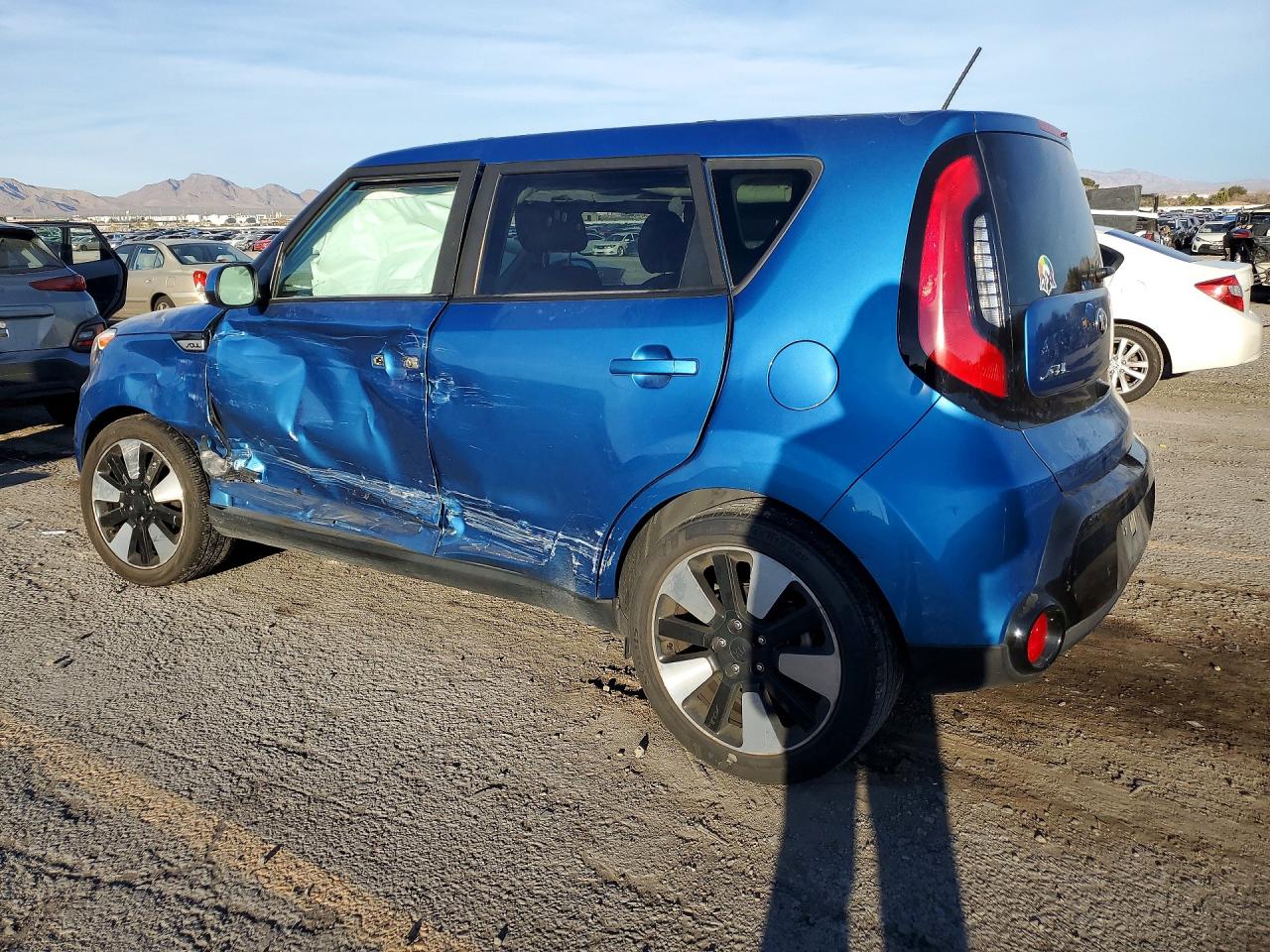 2016 KIA SOUL + photo 4