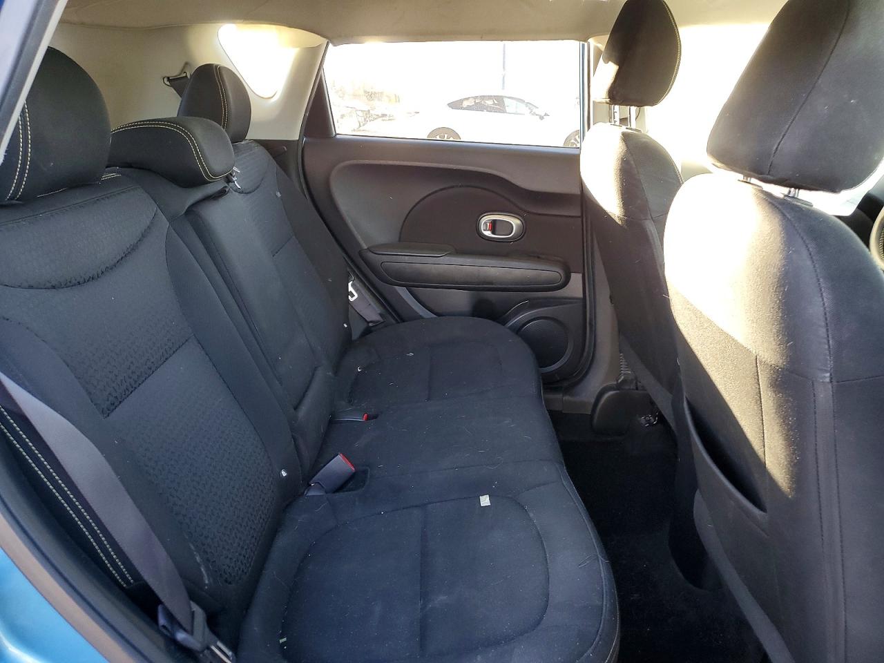 2016 KIA SOUL + photo 28
