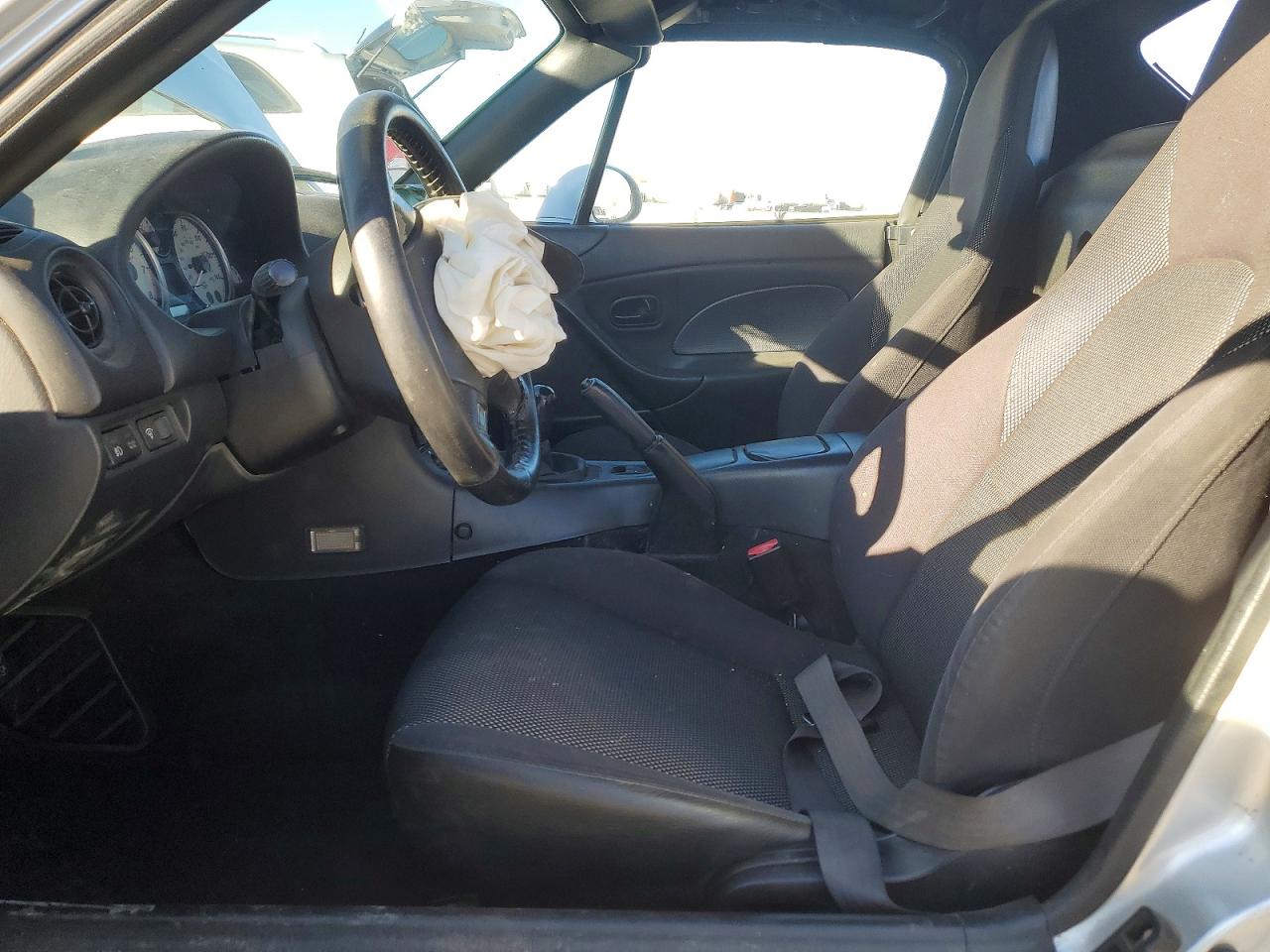 2003 MAZDA MX-5 MIATA BASE photo 19