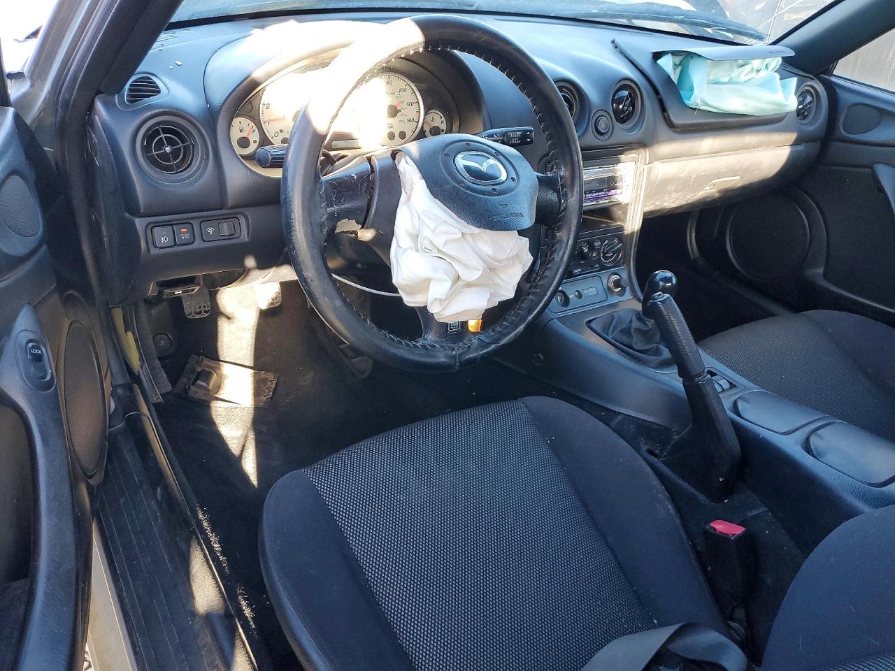 2003 MAZDA MX-5 MIATA BASE photo 23