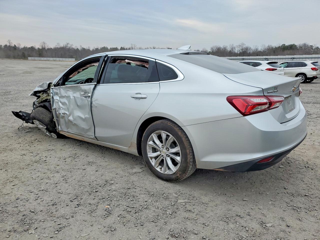2020 CHEVROLET MALIBU LT photo 3