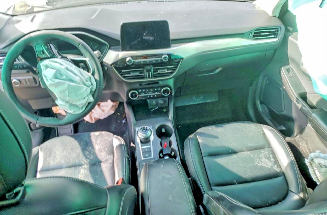 2022 FORD ESCAPE SEL photo 8