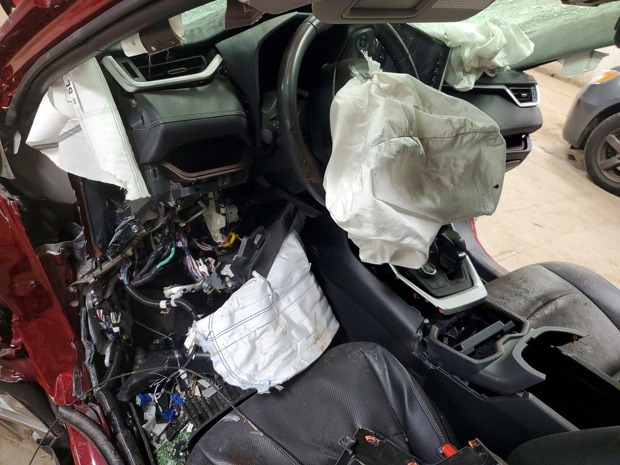 2019 TOYOTA RAV4 LIMITED photo 15