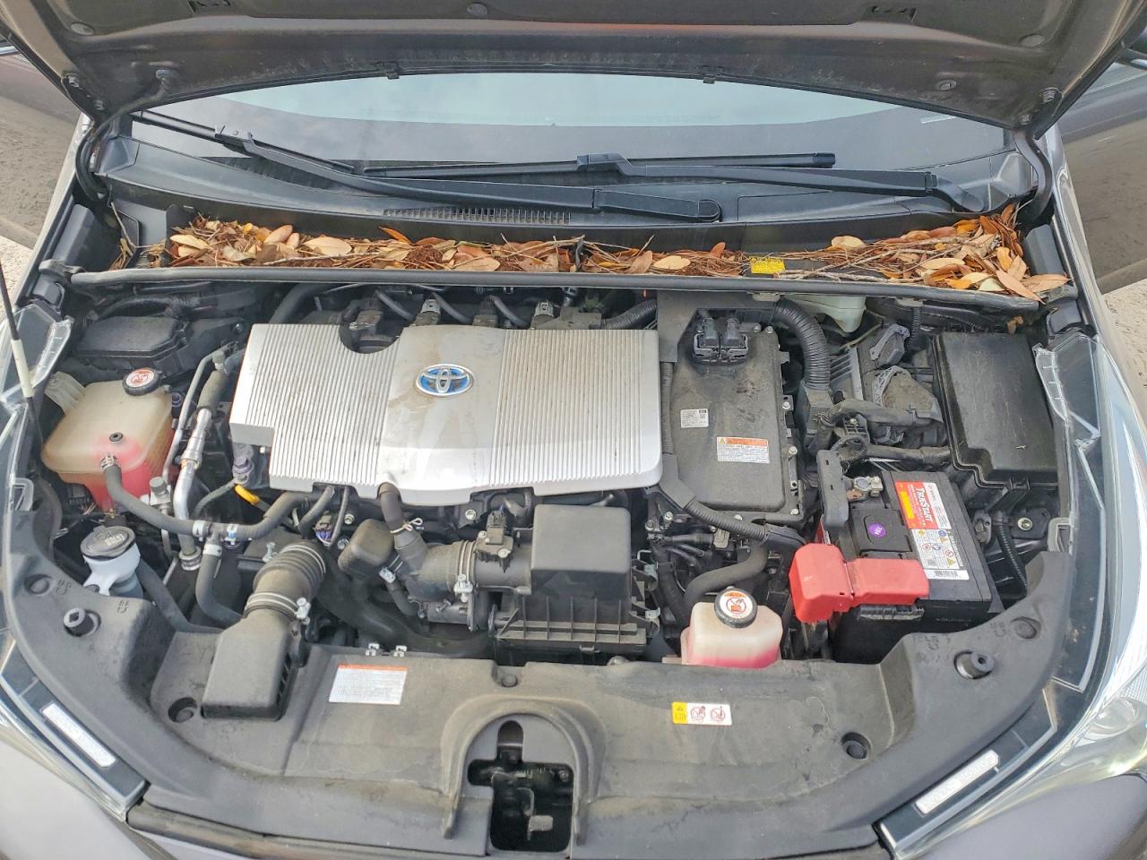 2018 TOYOTA PRIUS TWO photo 21