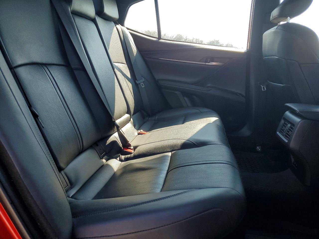 2025 TOYOTA CAMRY XSE photo 10