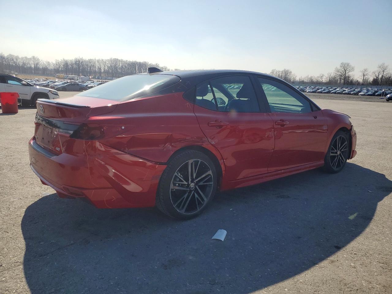 2025 TOYOTA CAMRY XSE photo 3