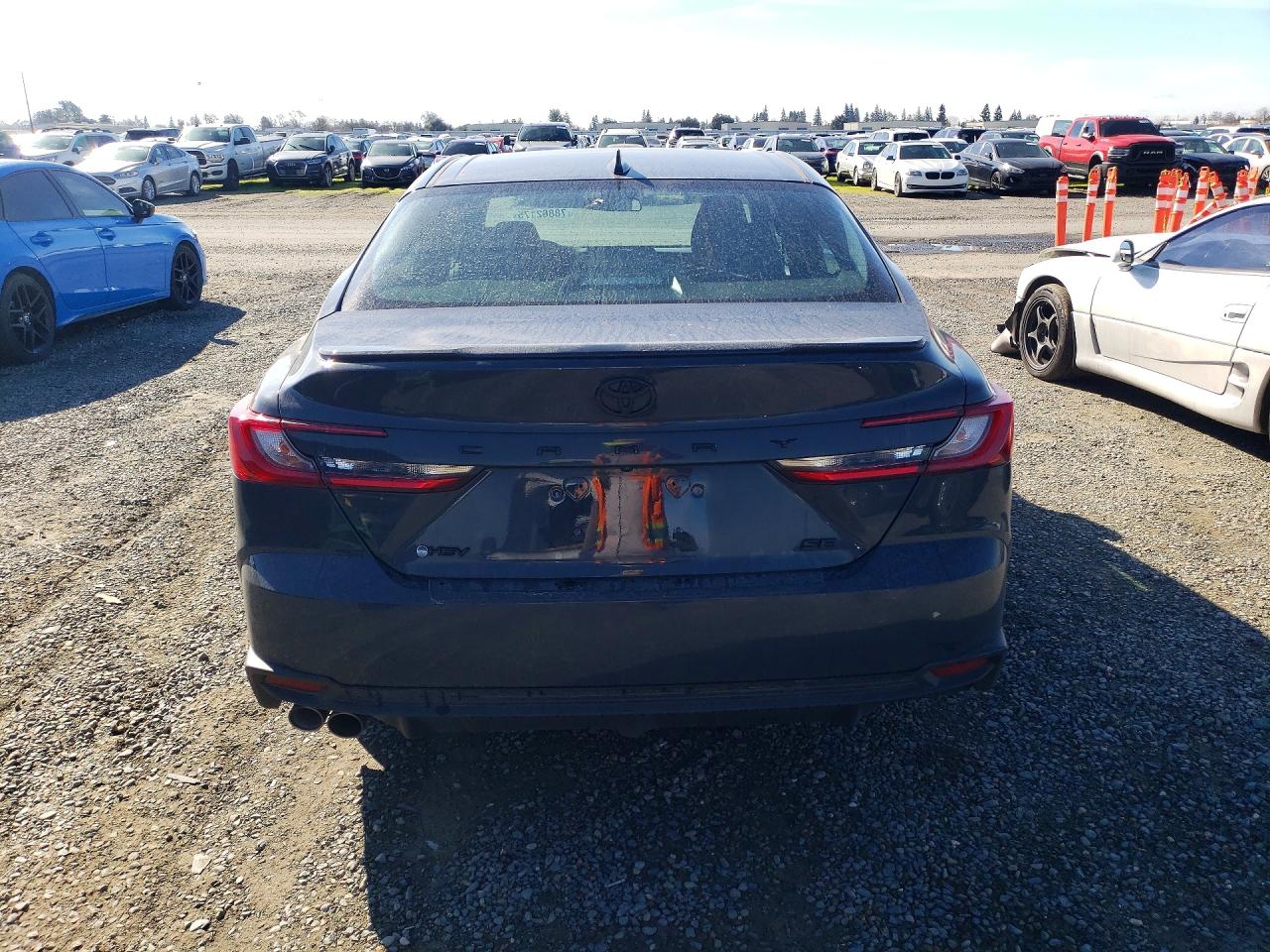 2025 TOYOTA CAMRY SE photo 11