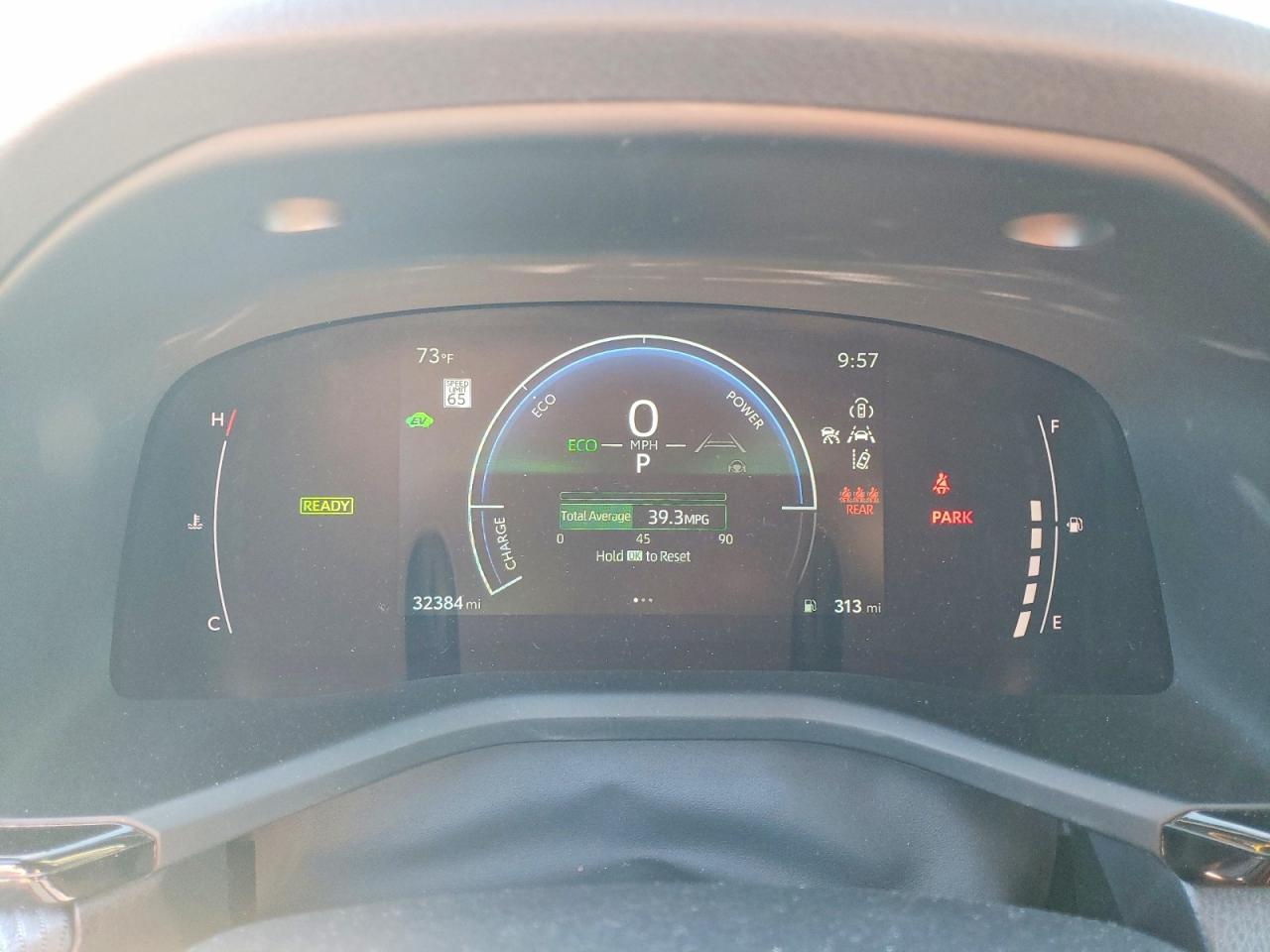2025 TOYOTA CAMRY SE photo 17
