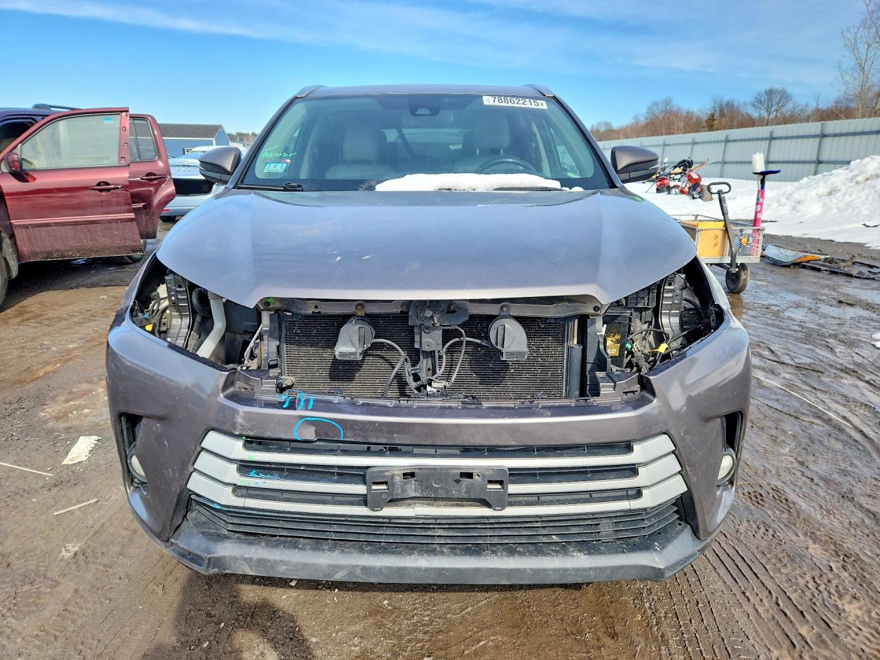 2017 TOYOTA HIGHLANDER XLE photo 9