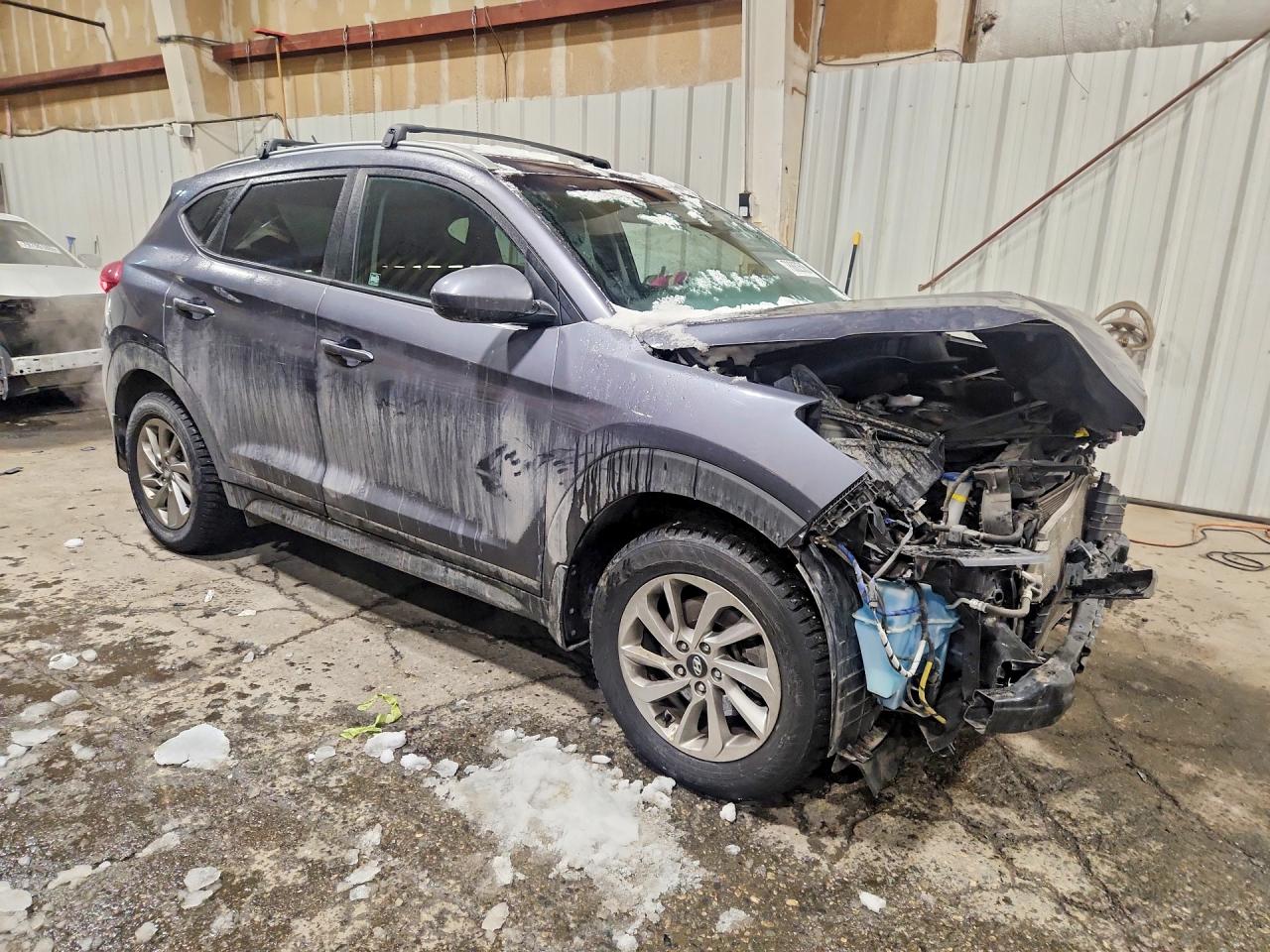 2016 HYUNDAI TUCSON SE photo 4