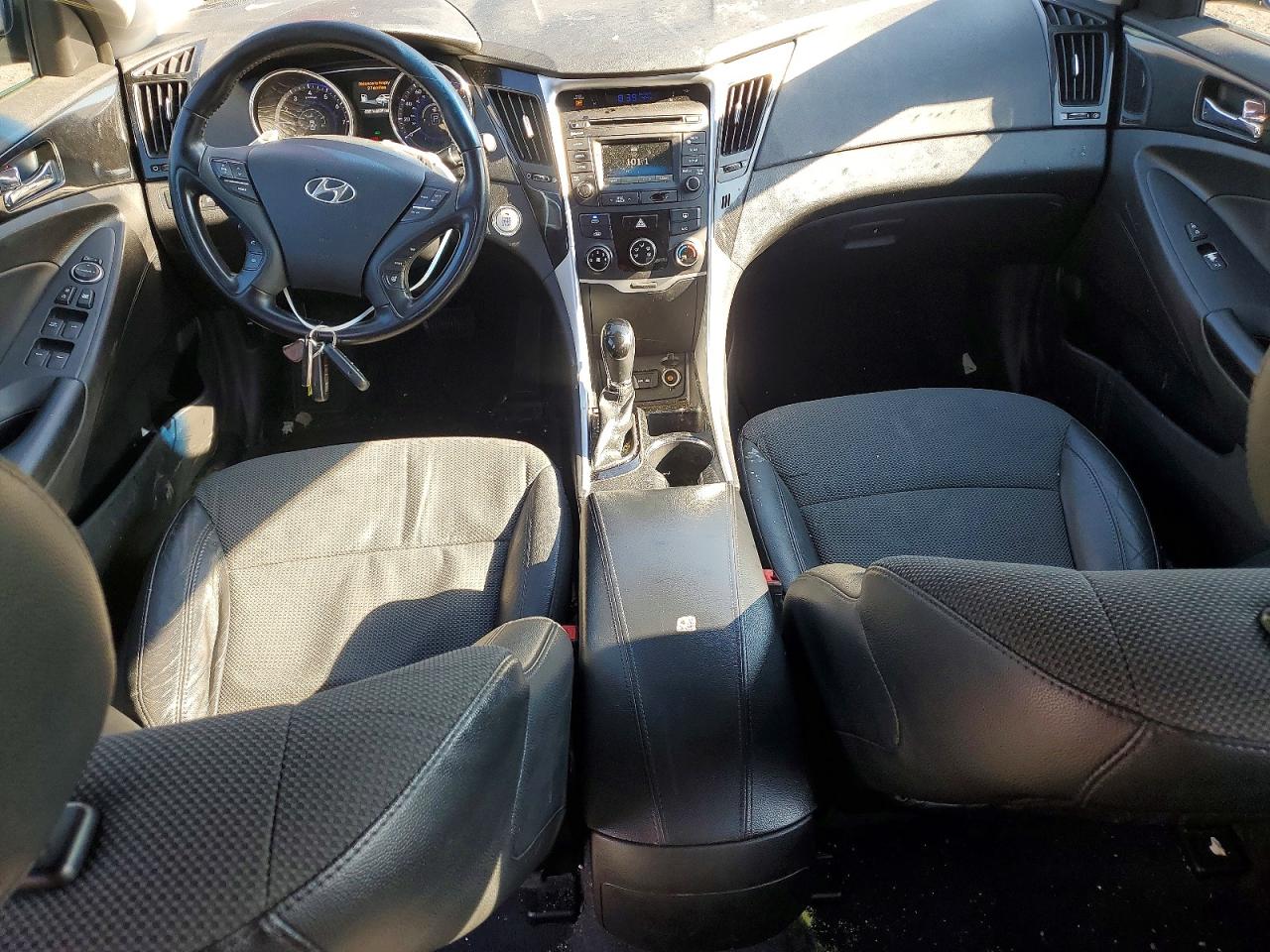 2014 HYUNDAI SONATA SE photo 8