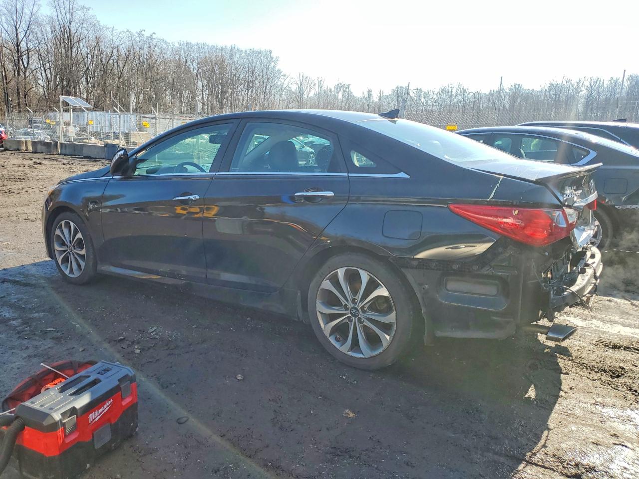 2014 HYUNDAI SONATA SE photo 2