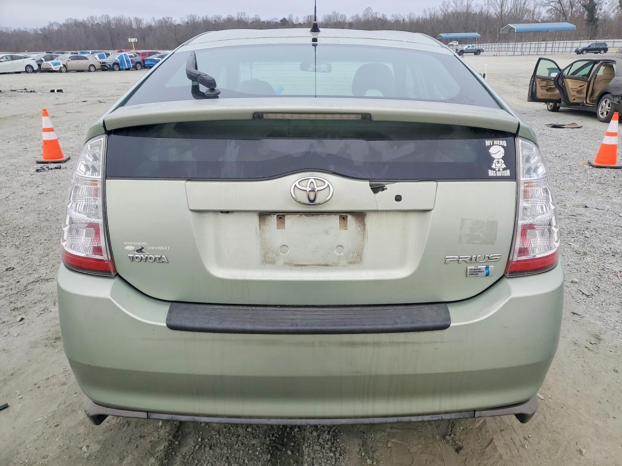 2007 TOYOTA PRIUS BASE photo 16