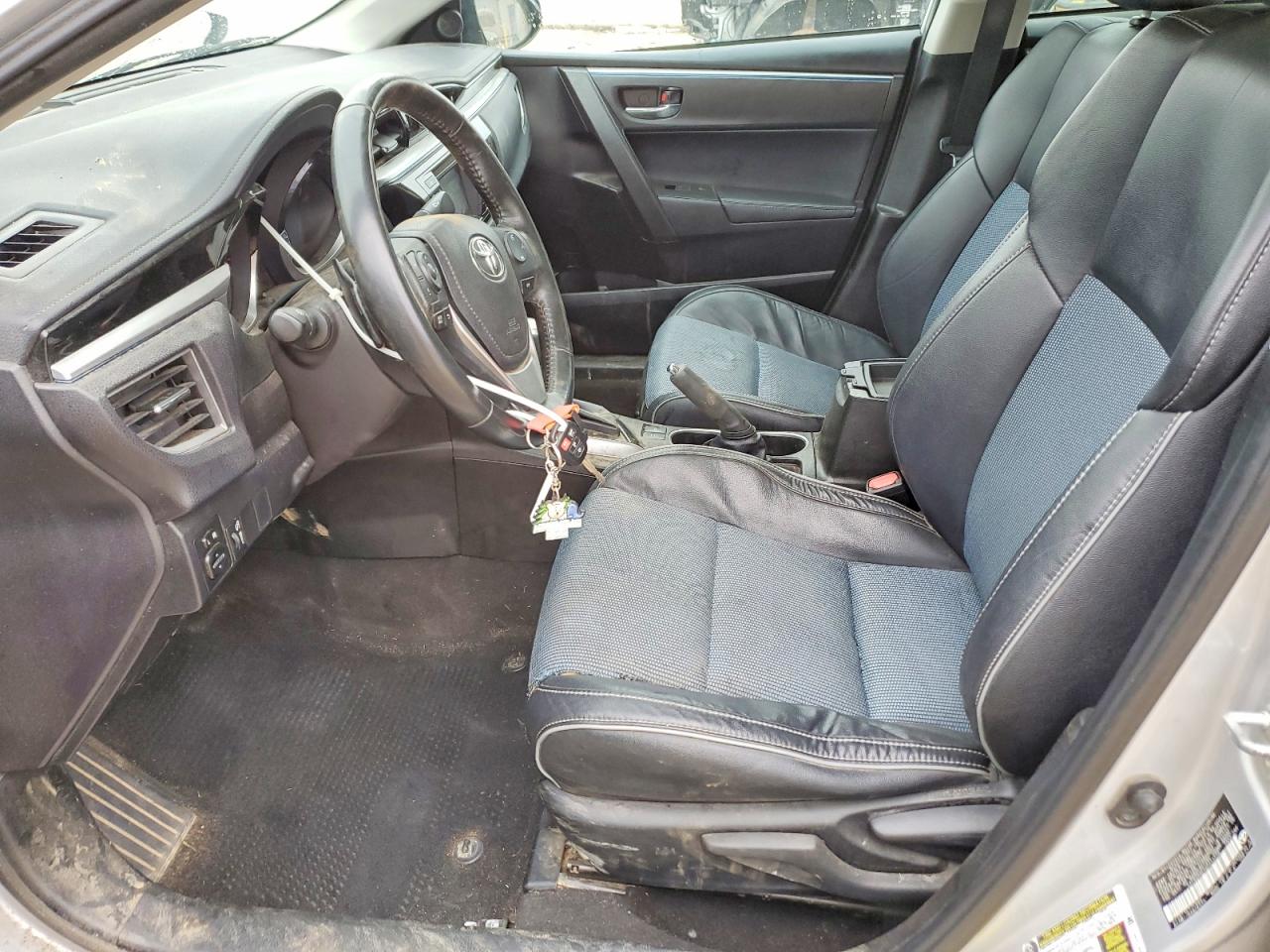 2016 TOYOTA COROLLA S PLUS photo 13