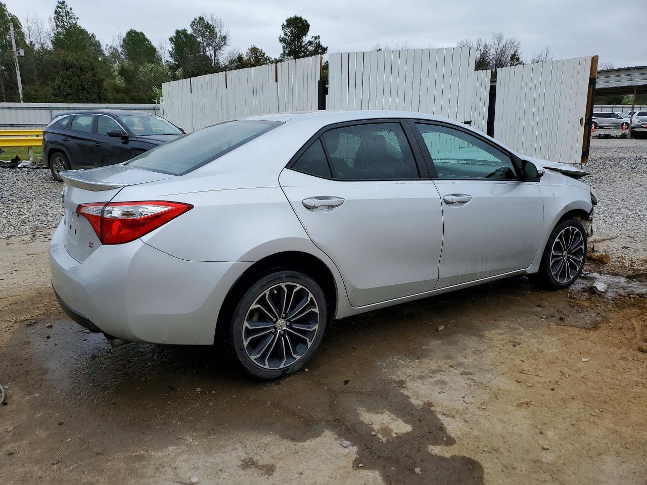 2016 TOYOTA COROLLA S PLUS photo 5