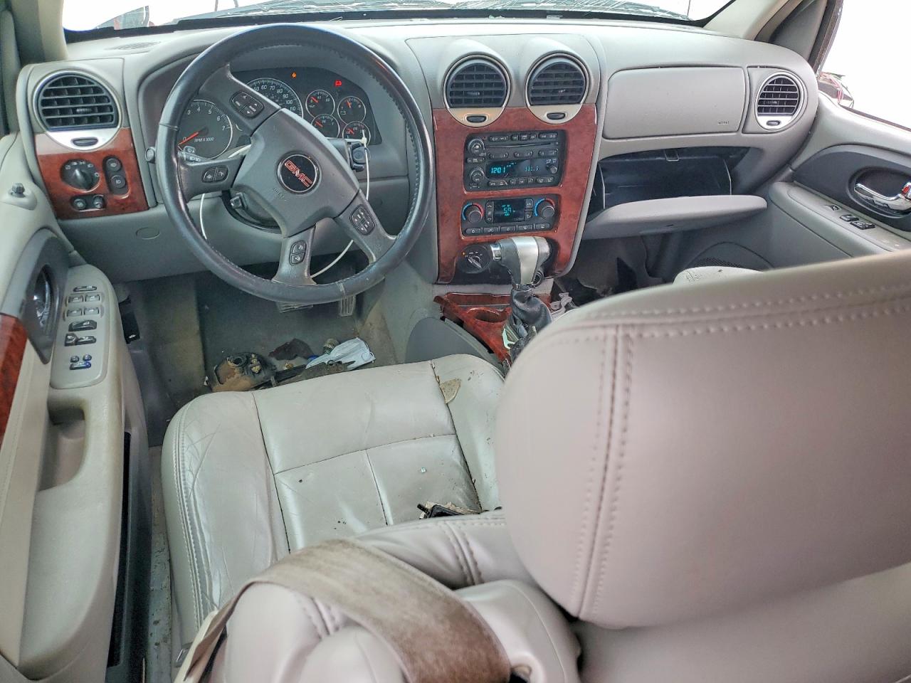 2006 GMC ENVOY photo 22