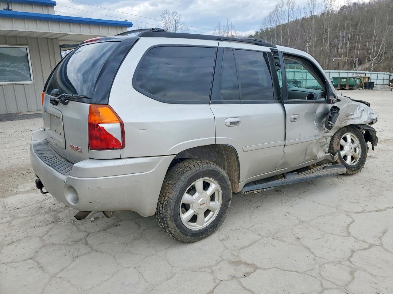 2006 GMC ENVOY photo 7