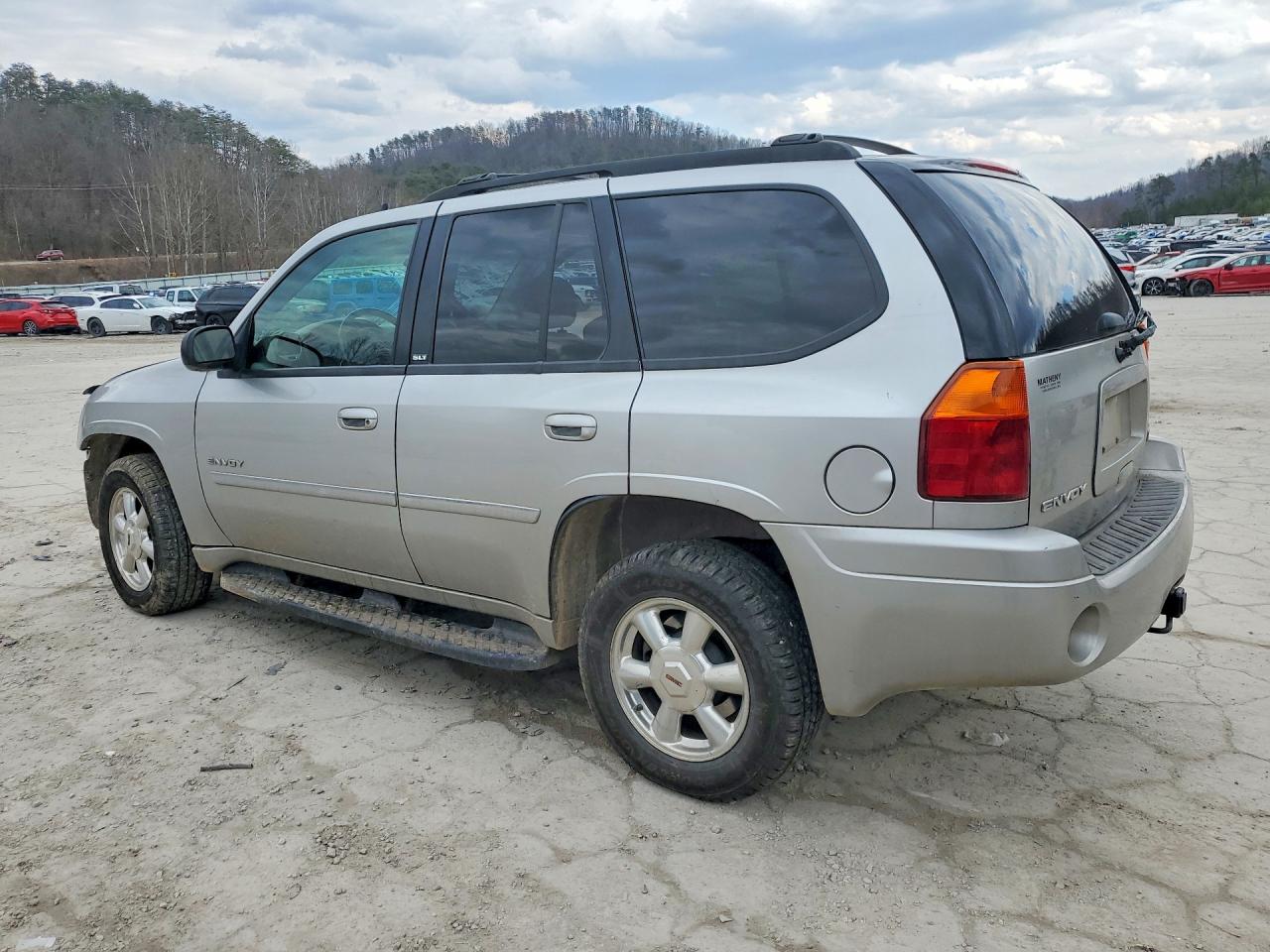 2006 GMC ENVOY photo 4