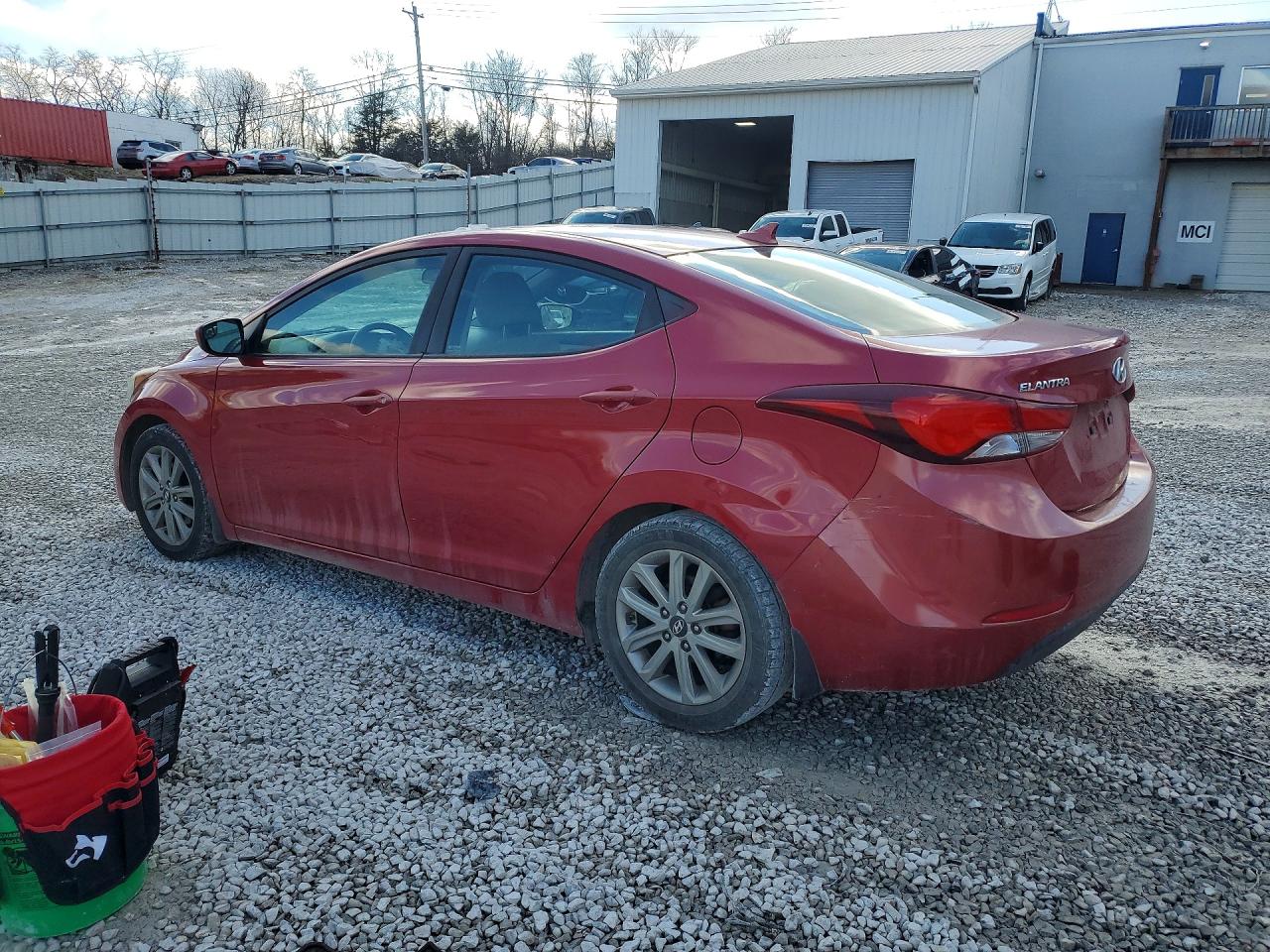 2015 HYUNDAI ELANTRA SE photo 3