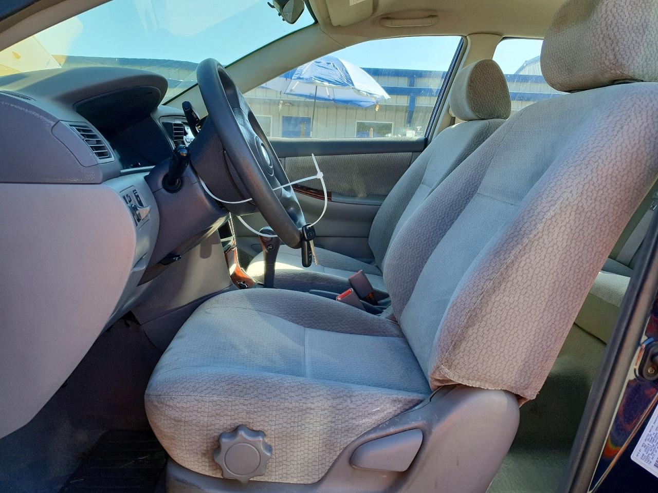 2003 TOYOTA COROLLA LE photo 13