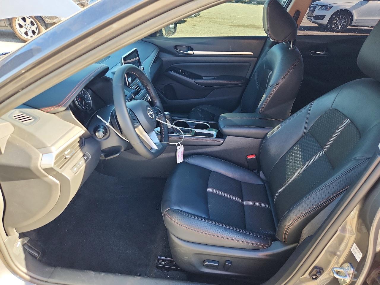 2025 NISSAN ALTIMA 2.5 SR photo 19