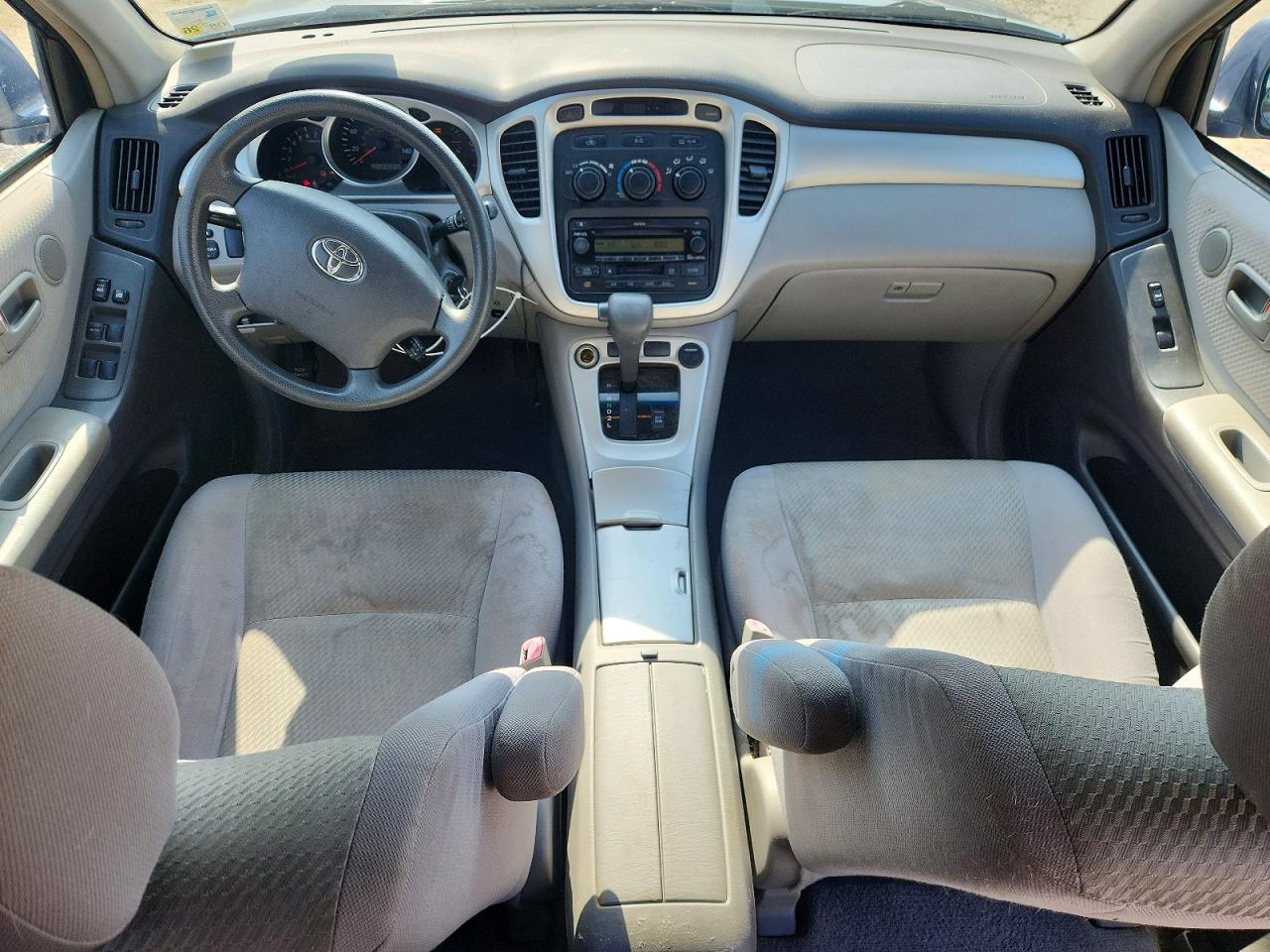 2006 TOYOTA HIGHLANDER BASE photo 8