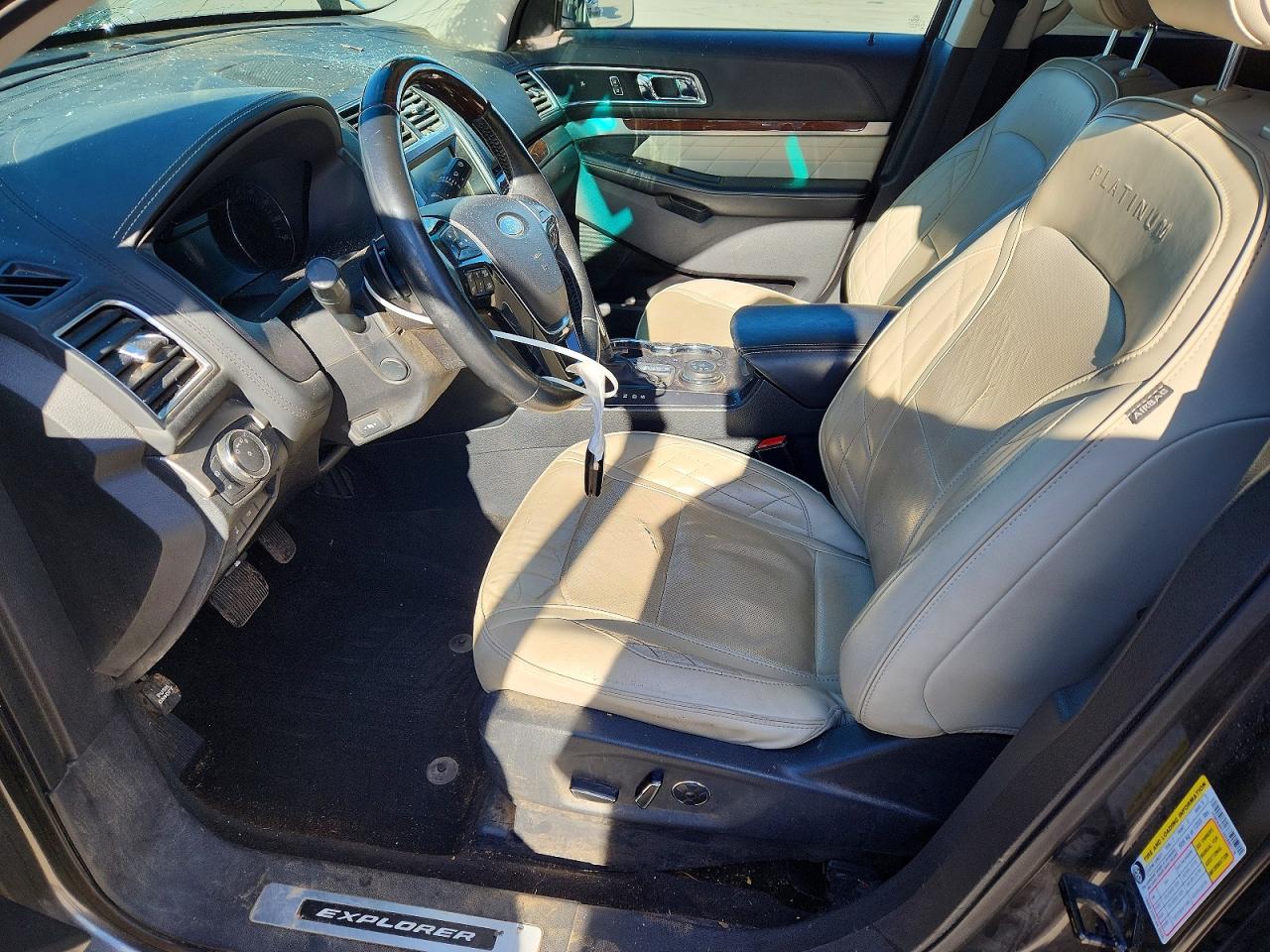 2016 FORD EXPLORER PLATINUM photo 19