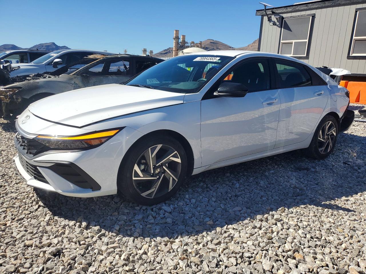 2025 HYUNDAI ELANTRA