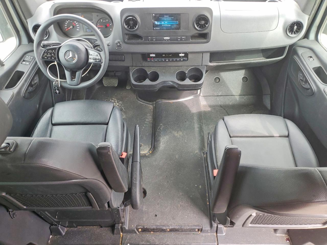 2019 MERCEDES-BENZ SPRINTER 2500 photo 22